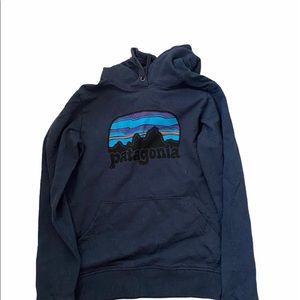 Patagonia women’s sweatshirt